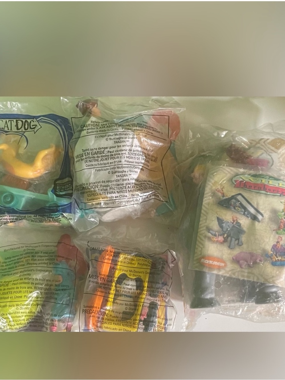 Set of random toys